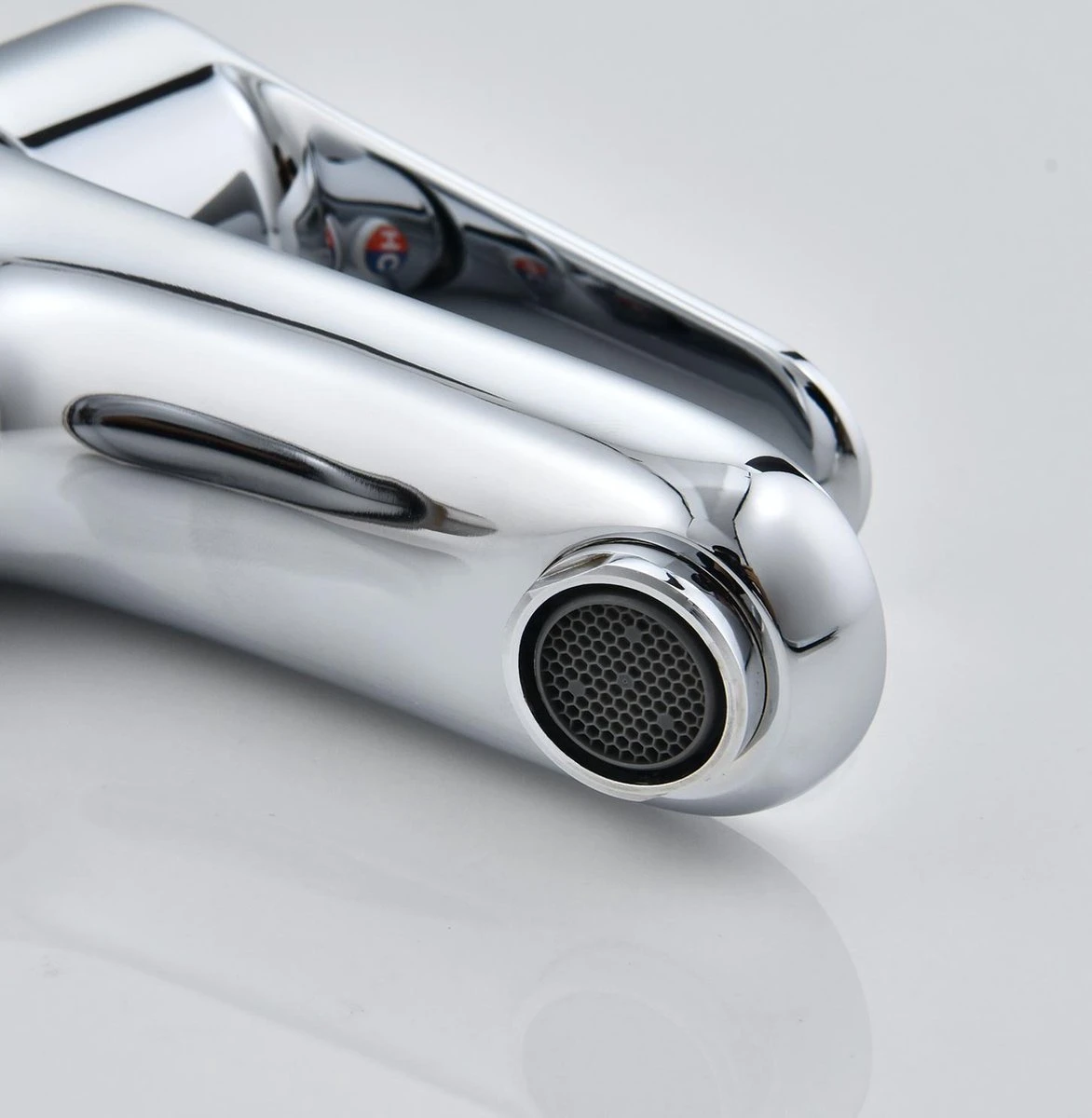 Inspire Badkamer Kraan Zilver Inclusief Aansluitingen - Wastafel Kraan - Zilver 5 Inspire Badkamer Kraan Zilver Inclusief Aansluitingen - Wastafel Kraan - Zilver - Afbeelding 5