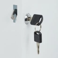 Relaxdays Medicijnkastje Afsluitbaar - Medicatiekastje - Badkamerkast Medicijnen - Wit -Badkamerproducten 1191x1200 6