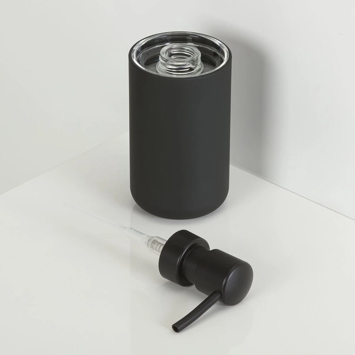 Tiger Porto - Zeepdispenser 200 Ml - Vrijstaand - Zwart 5 Tiger Porto - Zeepdispenser 200 Ml - Vrijstaand - Zwart - Afbeelding 5