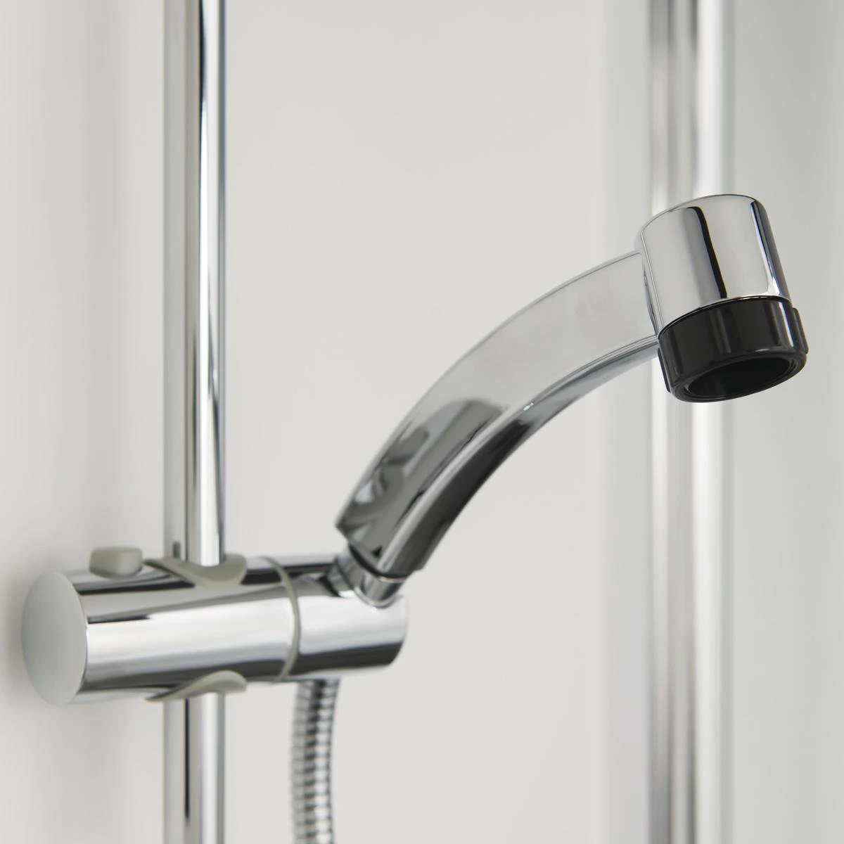 Tiger Turbo Saver Handdouche - Douchekop Ø 3,5 Cm - Tot 60% Waterbesparend - Chroom 2 Tiger Turbo Saver Handdouche - Douchekop Ø 3,5 Cm - Tot 60% Waterbesparend - Chroom - Afbeelding 2