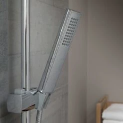 SCHÜTTE Tokyo Douchesysteem - Regendouche - 102 Cm Stang - Chroom -Badkamerproducten 1200x1200 1432