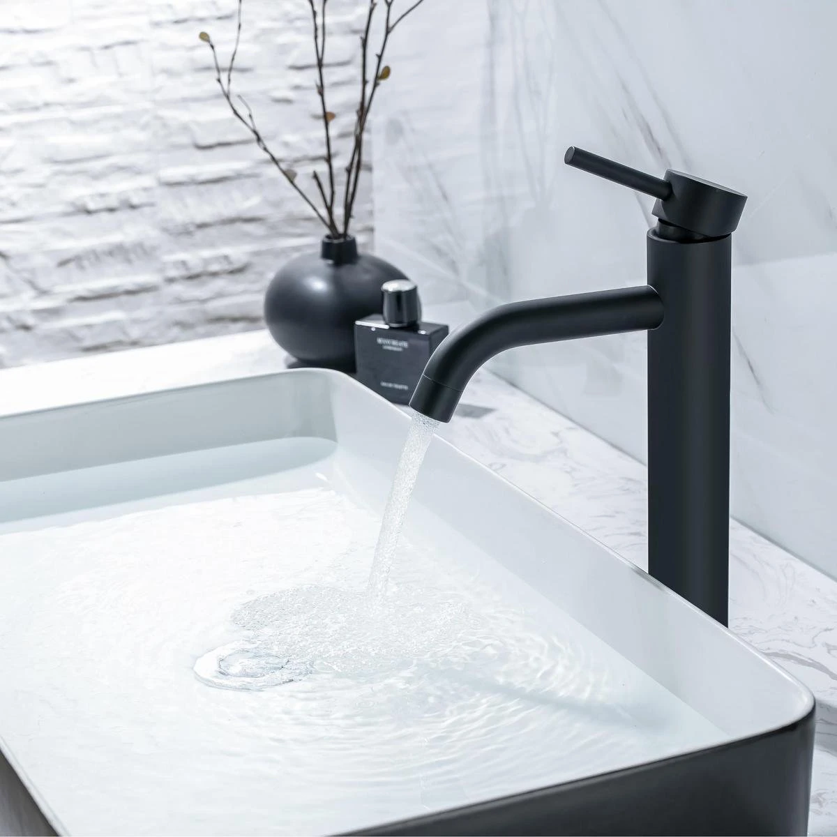 LOMAZOO Wastafelkraan Zwart Cardano - Zwarte Kraan - Badkamerkraan - Wastafel Mengkraan - Hoog 4 LOMAZOO Wastafelkraan Zwart Cardano - Zwarte Kraan - Badkamerkraan - Wastafel Mengkraan - Hoog - Afbeelding 4