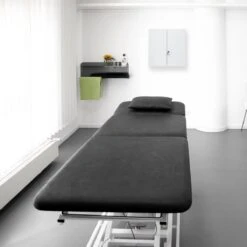 Relaxdays Medicijnkastje Afsluitbaar - Medicatiekastje - Badkamerkast Medicijnen - Wit -Badkamerproducten 1200x1200 2293