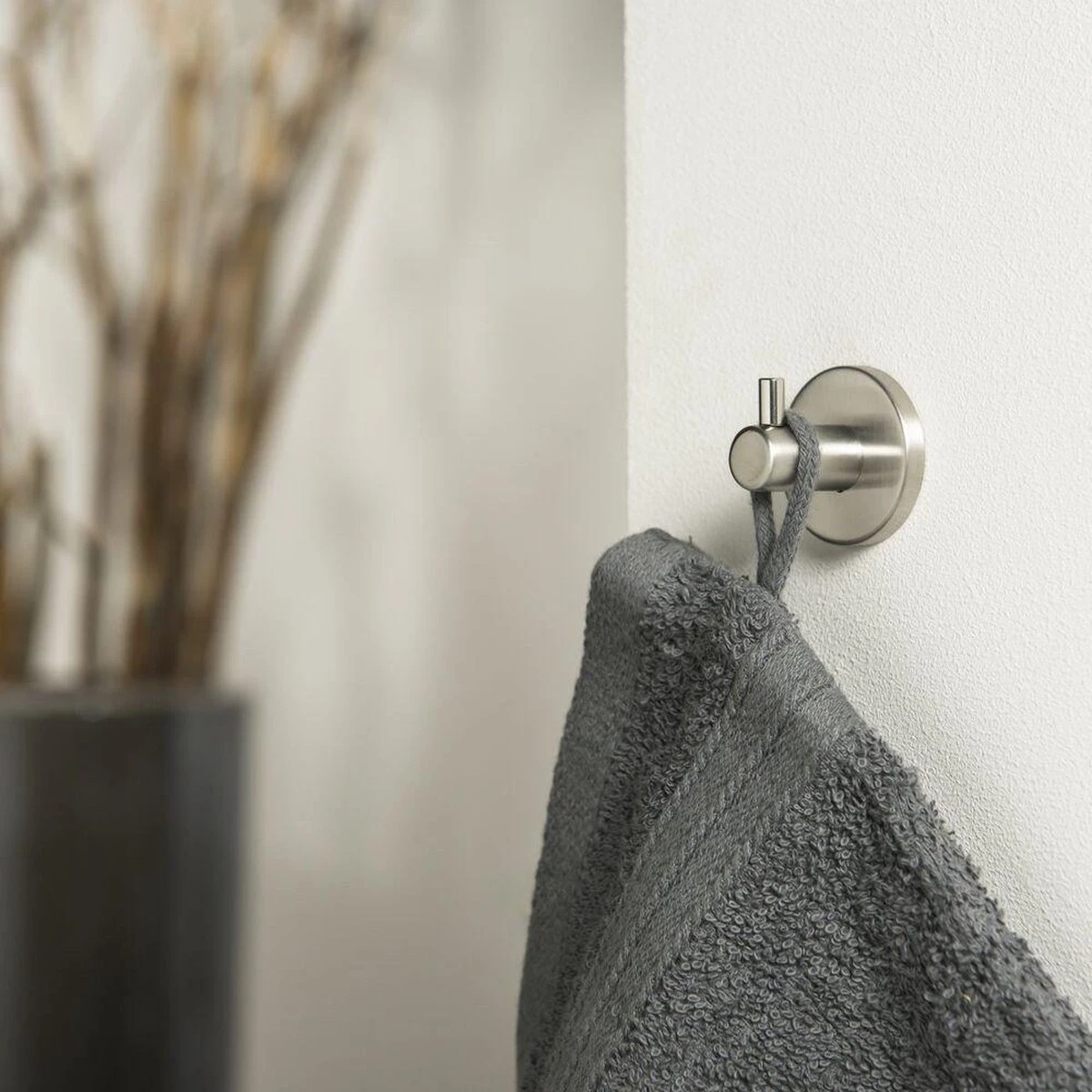 Tiger Boston - Handdoekhaak Klein - RVS Geborsteld 7 Tiger Boston - Handdoekhaak Klein - RVS Geborsteld - Afbeelding 7