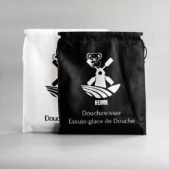 Douchewisser Zwart Met Magneetstrip - Badkamer Accessoires - Raamwisser - Trekker Douche - Silicone - 21cm X 20cm -Badkamerproducten 1200x1200 499