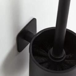 Tiger Colar - Toiletborstel Met Houder - Zwart 16 Tiger Colar - Toiletborstel Met Houder - Zwart -Badkamerproducten 1200x1200 613