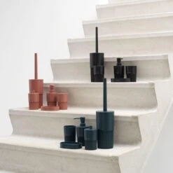 Sealskin Brave Tandenborstelbeker Vrijstaand - Zwart 14 Sealskin Brave Tandenborstelbeker Vrijstaand - Zwart -Badkamerproducten 1200x1200 881