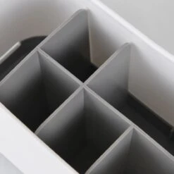 Merkloos Tandenborstelhouder Vrijstaand - Badkamer Organizer Met Lekbak - Badkamer Accessoires - 6 Sorteervakken - Tandenborstel - Wit Met Zwart 12 Merkloos Tandenborstelhouder Vrijstaand - Badkamer Organizer Met Lekbak - Badkamer Accessoires - 6 Sorteervakken - Tandenborstel - Wit Met Zwart -Badkamerproducten 1200x1200 898