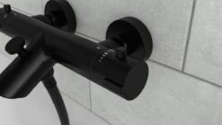 SCHÜTTE London Thermostatische Badkraan - Hartafstand 150 Mm - Zwart Mat -Badkamerproducten 1200x675 46