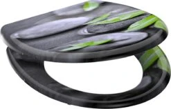 SCHÜTTE WC-Bril 82374 STONE - Duroplast - Soft Close - Afklikbaar - RVS-Scharnieren - Decor - 3-zijdige Print -Badkamerproducten 1200x768 6