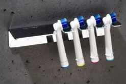 Sagittarius One 40S1 Tandenborstelhouder Chroom | Opzetborstelhouder Zonder Boren | Verchroomd Roestvrij Staal Tandenborstelhouder Hangend | Passend Voor Alle Grote Merken -Badkamerproducten 1200x800 22