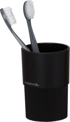 Sealskin Brave Tandenborstelbeker Vrijstaand - Zwart 13 Sealskin Brave Tandenborstelbeker Vrijstaand - Zwart -Badkamerproducten 693x1200