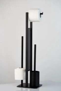 WENKO Toiletbutler Rivalta Zwart - Toiletborstel Met Houder, Toiletrolhouder En Reserverolhouder -Badkamerproducten 799x1200 5