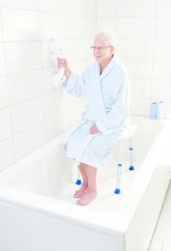 VITILITY Quick Mobile Rail - Wandbeugel Met Zuignappen - Zonder Boren - 40 Cm - Wit - Veiligheidsgreep -Badkamerproducten 818x1200 4