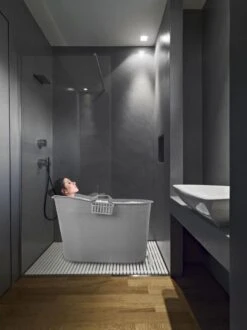 EKEO Zitbad - 210L - Mobiele Badkuip - Bath Bucket - Ijsbad- Tuinbad - Grijs -Badkamerproducten 899x1200 18