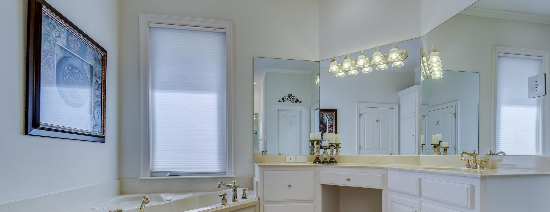 Voorkant -Badkamerproducten contemporary 3077021 1920